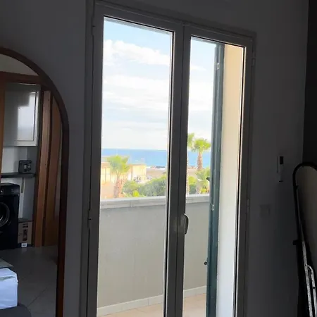 Attico Blumare Fronte Mare Apartment *